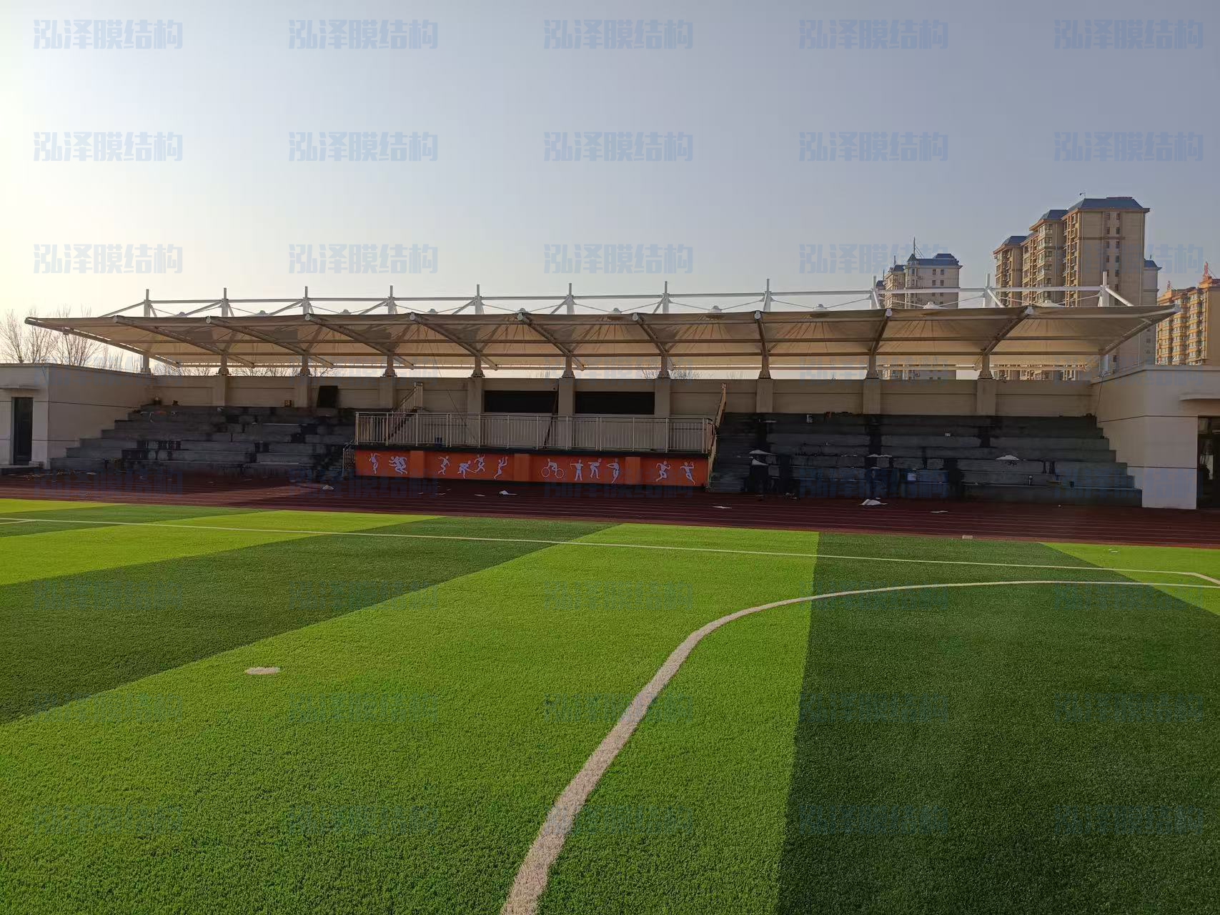 石家庄塔元庄小学膜结构体育看台竣工
